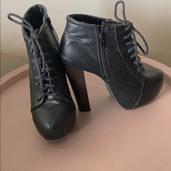 Black ankle boots with chunky heel - Picture 4 of 4